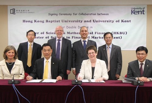 Professor Albert Chan, President and Vice-Chancellor (first row, second from left) and Professor Dame Julia Goodfellow, Vice-Chancellor of the University of Kent (first row, second from right) are pleased to see that the new Master’s programme makes the b