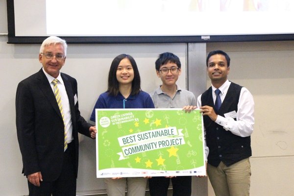 Winners of the grand prize earning the title of "Best Sustainability Ambassadors": Rachel Mok (second from left) and Brian So (second from right) from HKCCCU Logos Academy