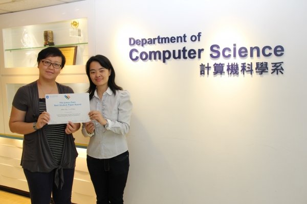 Ms Carrie Wu (right) and Dr Chen Li, coauthors of the award winning paper