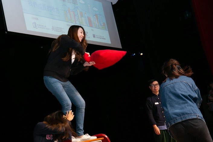The winning team performs outstandingly at the Hong Kong Creative Drama Festival