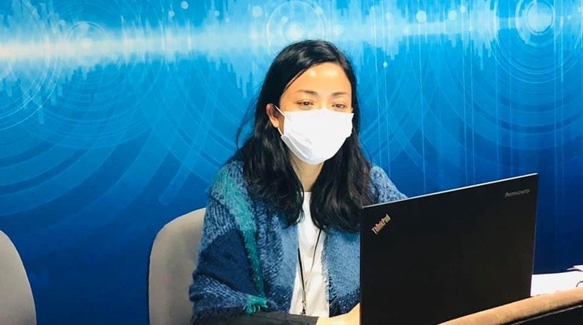 Recreating news anchoring experiences at home