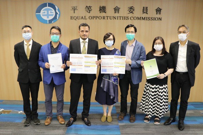 浸大研究少數族裔青年的教育和就業障礙