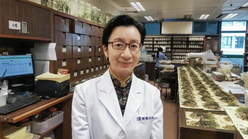 Dr Linda Zhong is named a Qi Huang Young Scholar by the State Administration of Traditional Chinese Medicine.