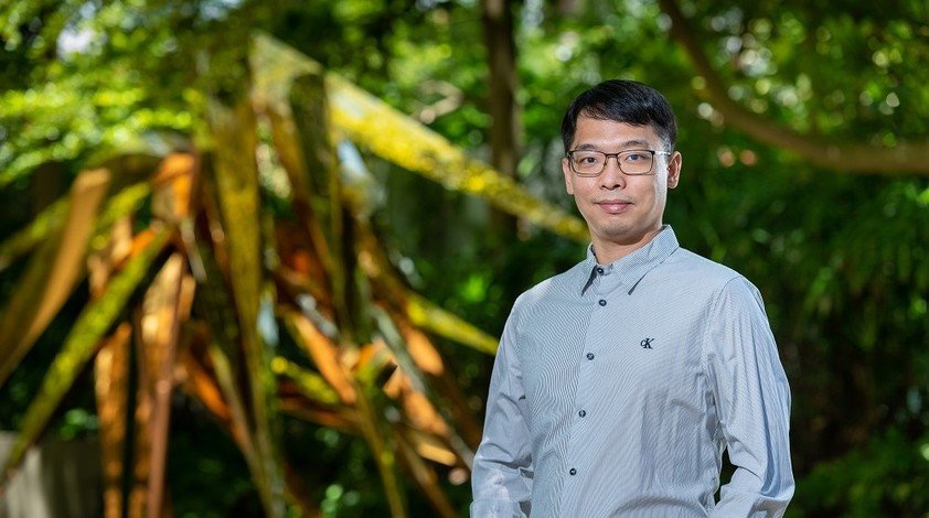 Dr Eric Zhang