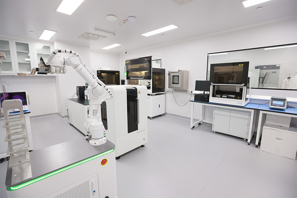 多组学、遗传学与生物分子实验室是全球运动科学领域中其中一个最先进的综合基因组学研究环境。 